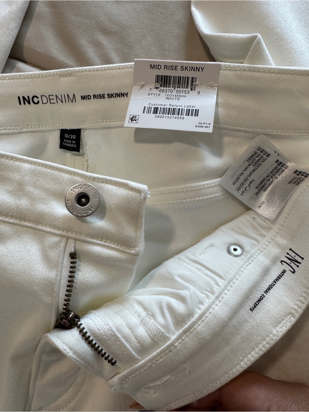 NWT INC Denim White Mid Rise Skinny Jeans Curvy 10/30 Distressed Knee - Picture 5 of 12